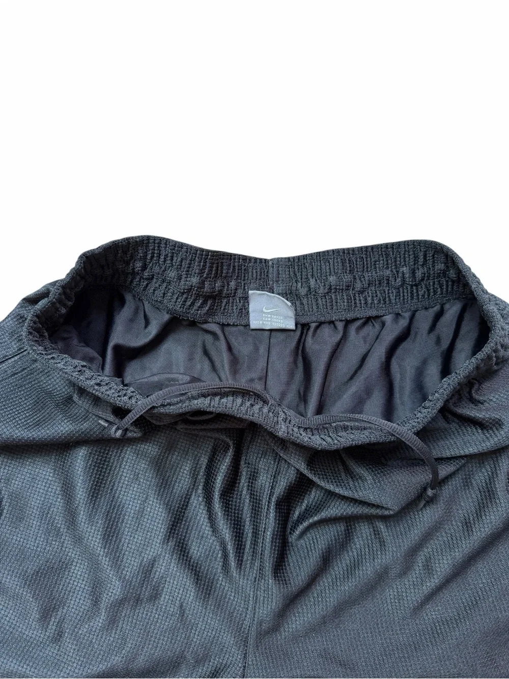 Vintage Nike Y2K Men’s Medium Black Athletic Basketball‎ Training Shorts
